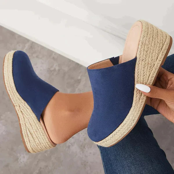 Marga - Elegante Sandalen mit geflochtenem Keilabsatz