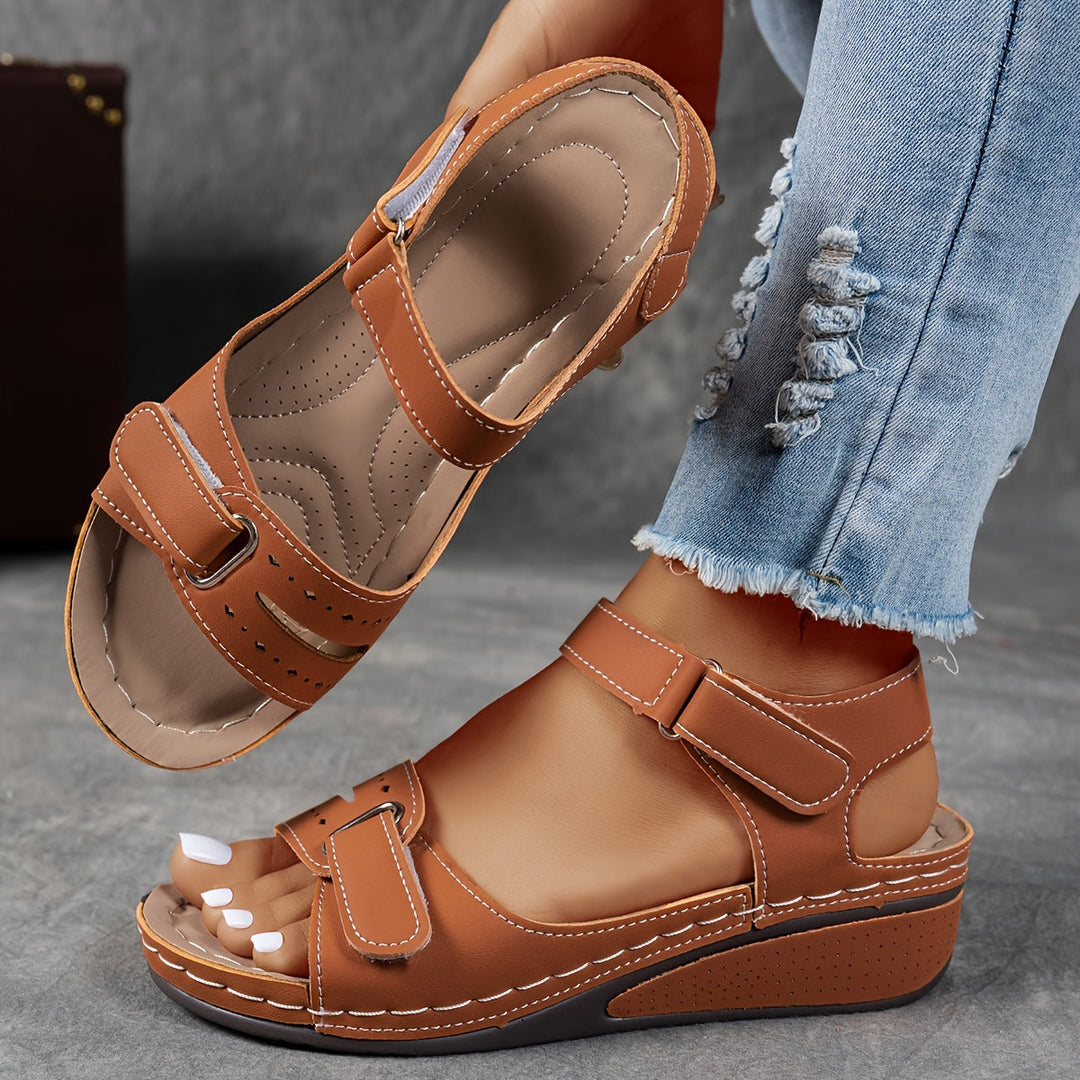 Johanna - Bequeme orthopädische Sandalen