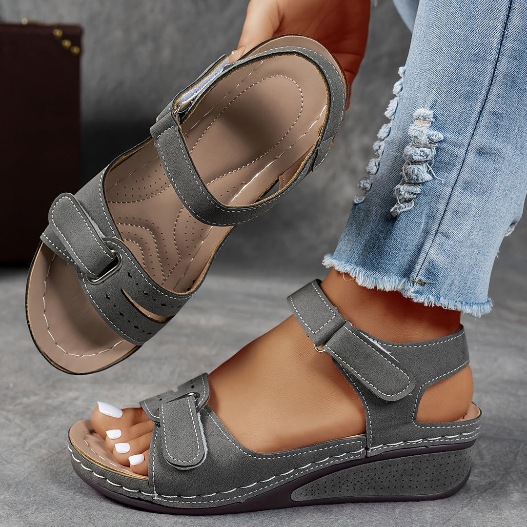 Johanna - Bequeme orthopädische Sandalen