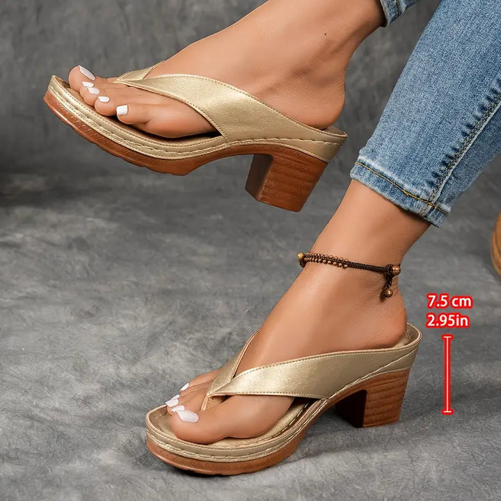 Saskia - Orthopädische Slipper mit Absatz