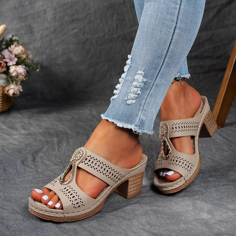 Maria - Schicke und bequeme orthopädische Sandalen