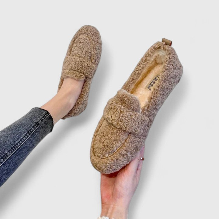 ARLENA - Warme Slipper mit elegantem Design