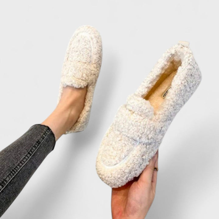 DELIA - Warme Schuhe mit elegantem Design