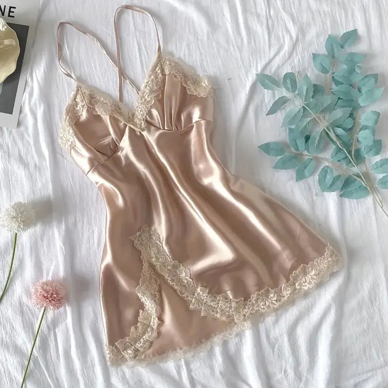Aveline - Sexy Spitzen-Pyjama
