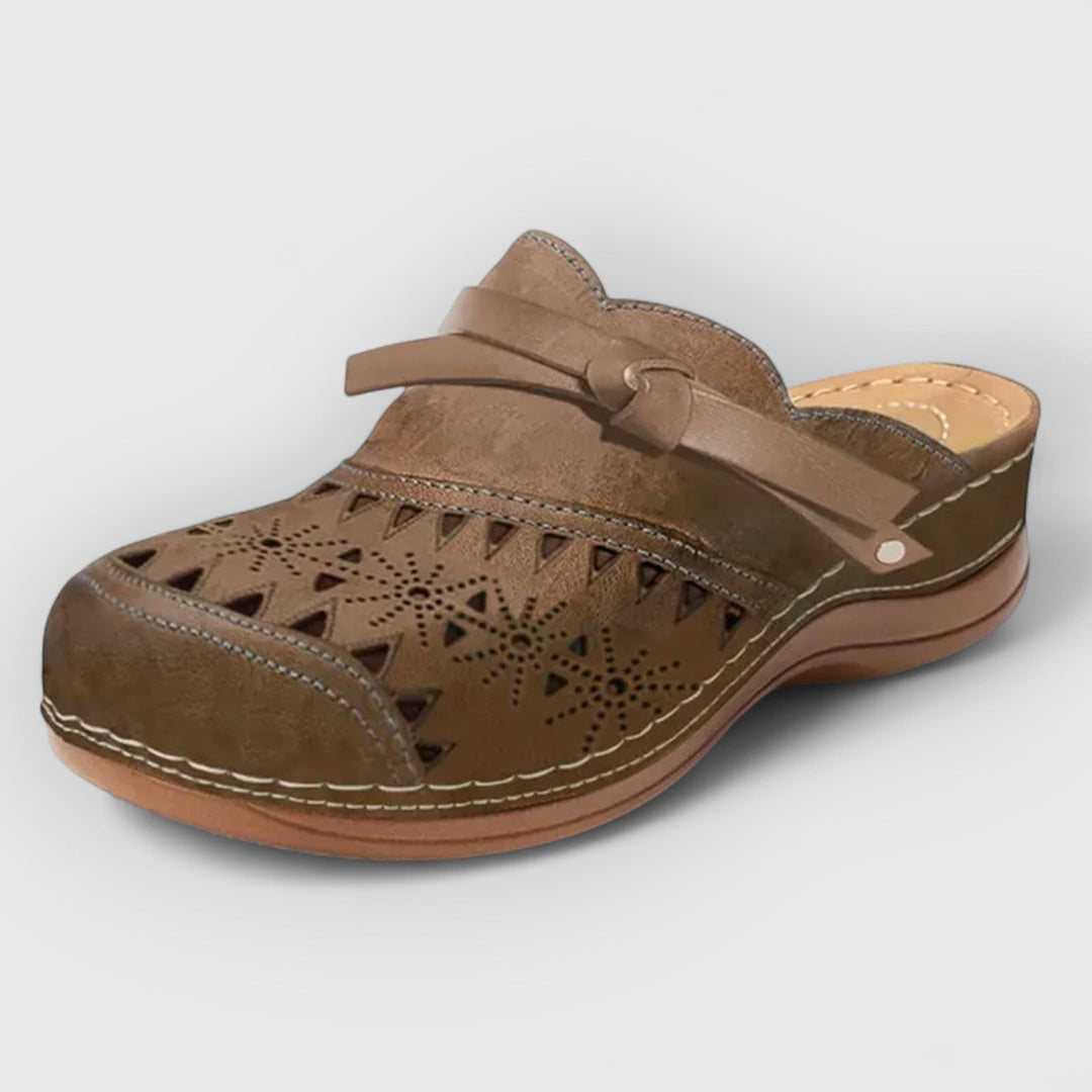 Mia - Bequeme Holzschuhe
